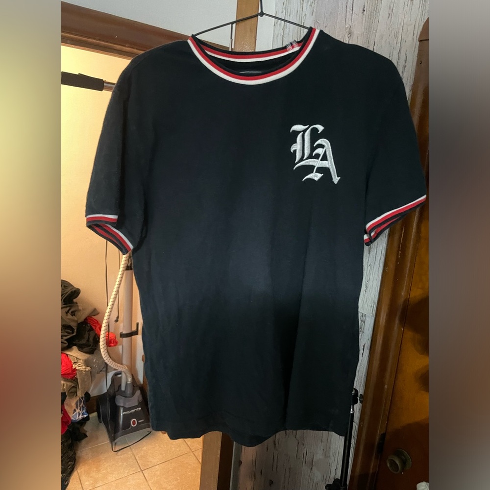 LA Embroidered Forever 21 T-Shirt size medium